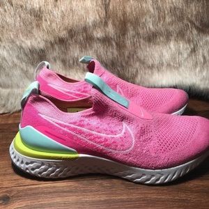 NIKE EPIC PHANTOM REACT FLYKNIT RUNNING